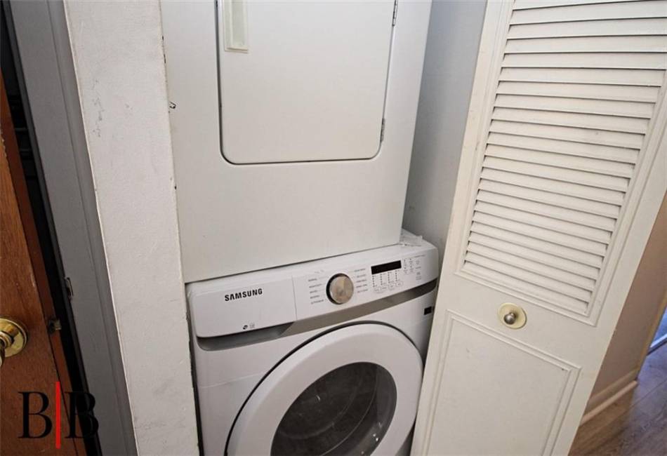 1121 73rd Street, Brooklyn, New York 11234, 3 Bedrooms Bedrooms, ,2 BathroomsBathrooms,Residential,For Sale,73rd,490019