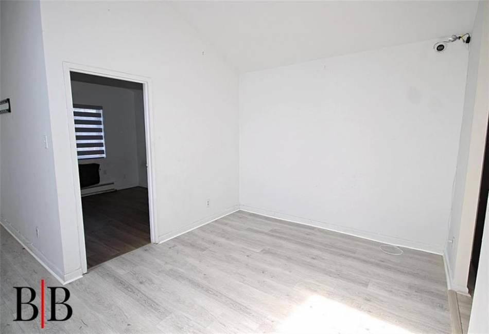 1121 73rd Street, Brooklyn, New York 11234, 3 Bedrooms Bedrooms, ,2 BathroomsBathrooms,Residential,For Sale,73rd,490019