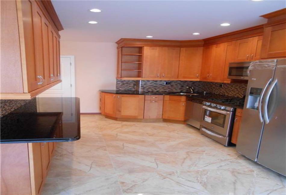 8612 3rd Avenue, Brooklyn, New York 11209, ,Mixed Use,For Sale,3rd,490161