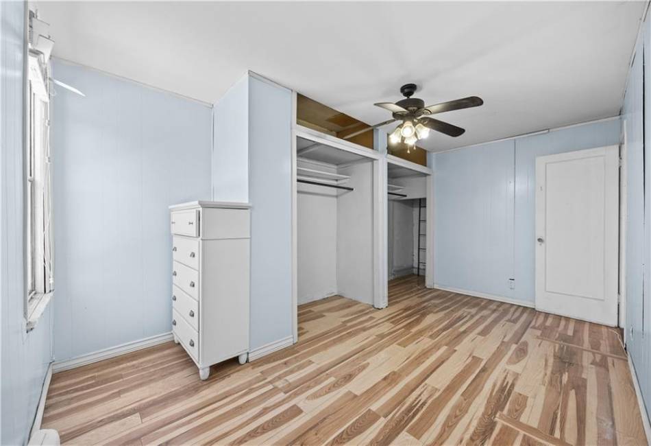 1572 34th Street, Brooklyn, New York 11234, 3 Bedrooms Bedrooms, ,Residential,For Sale,34th,490163