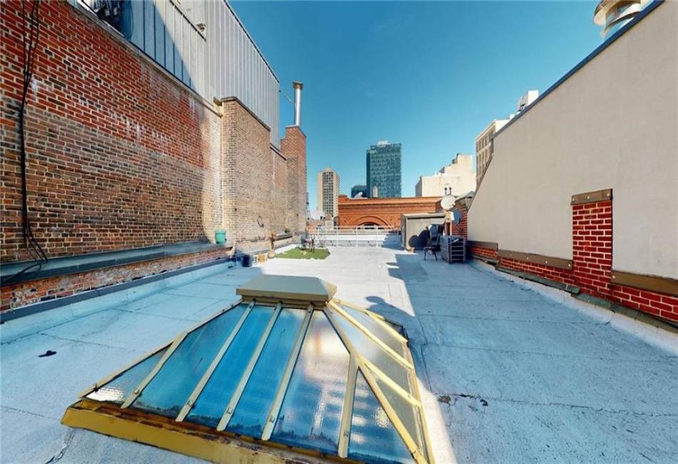 100 Prince Street, New York, New York 10012, 2 Bedrooms Bedrooms, ,1 BathroomBathrooms,Residential,For Sale,Prince,490045