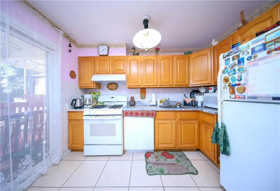 78 Townsend Avenue, Staten Island, New York 10304, 3 Bedrooms Bedrooms, ,3 BathroomsBathrooms,Residential,For Sale,Townsend,490162