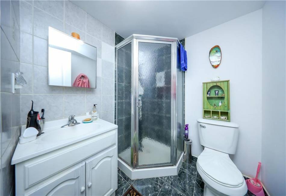 78 Townsend Avenue, Staten Island, New York 10304, 3 Bedrooms Bedrooms, ,3 BathroomsBathrooms,Residential,For Sale,Townsend,490162