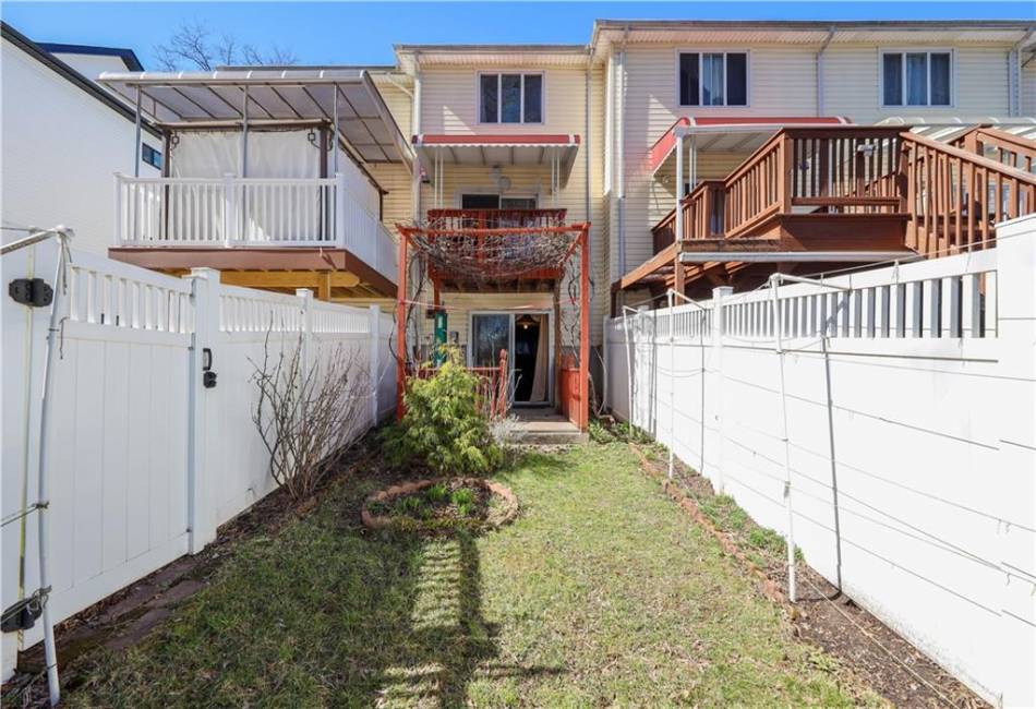 78 Townsend Avenue, Staten Island, New York 10304, 3 Bedrooms Bedrooms, ,3 BathroomsBathrooms,Residential,For Sale,Townsend,490162