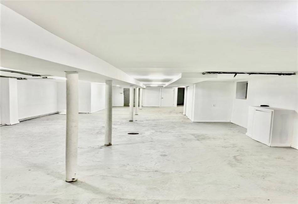 74 Quentin Road, Brooklyn, New York 11223, ,Mixed Use,For Sale,Quentin,490171
