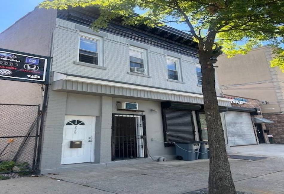 776 Richmond Terrace, Staten Island, New York 10301, ,Rental,For Sale,Richmond,490173