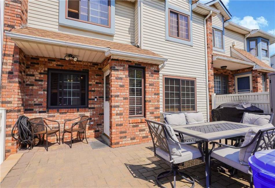 78 McDivitt Avenue, New York, New York 10314, 2 Bedrooms Bedrooms, ,2 BathroomsBathrooms,Residential,For Sale,McDivitt,485788