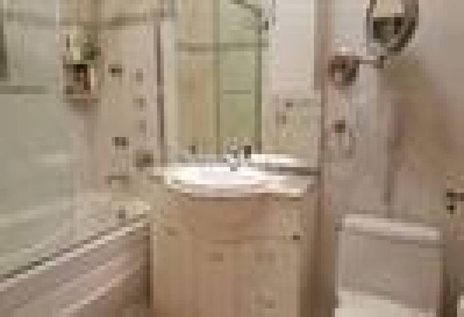 1408 Avenue O, Brooklyn, New York 11230, 2 Bedrooms Bedrooms, ,2 BathroomsBathrooms,Residential,For Sale,Avenue O,490200