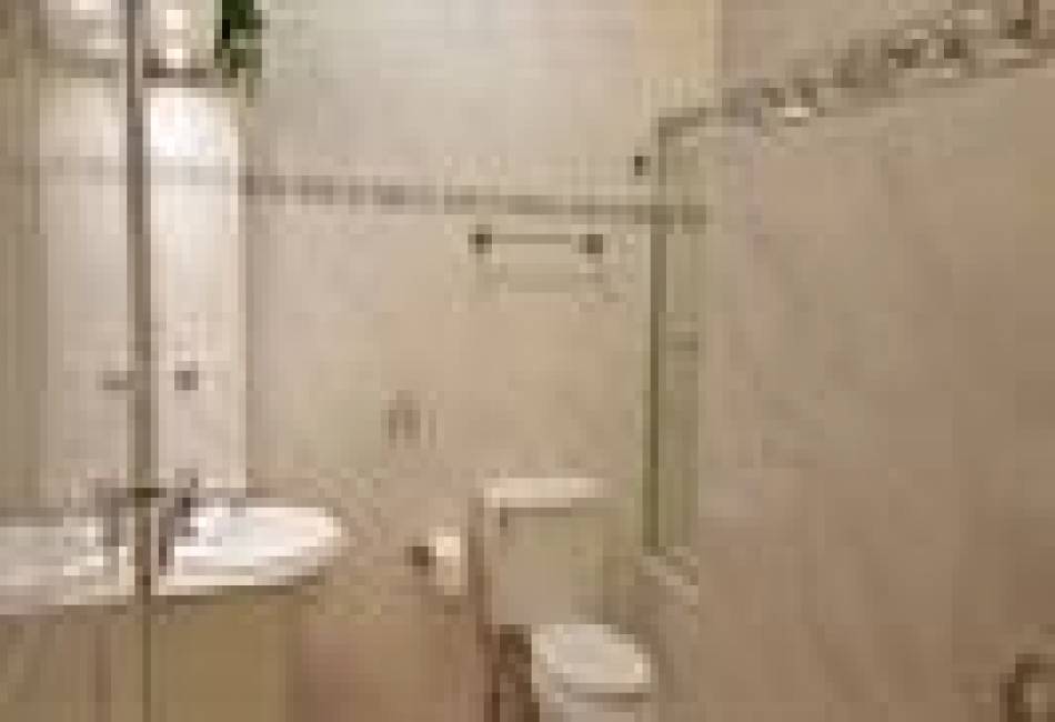 1408 Avenue O, Brooklyn, New York 11230, 2 Bedrooms Bedrooms, ,2 BathroomsBathrooms,Residential,For Sale,Avenue O,490200