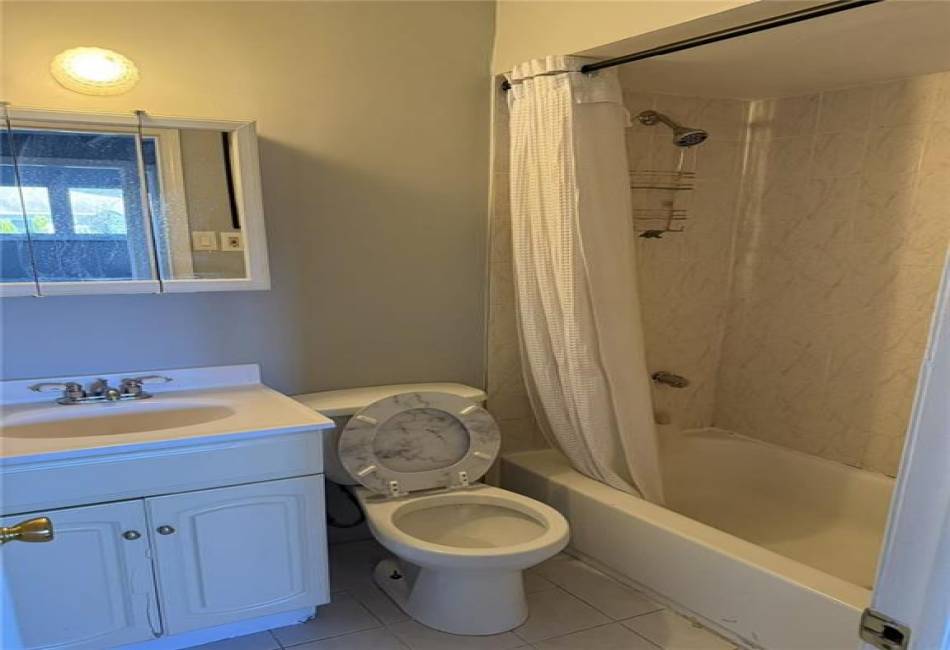 24 Nadal Place, Staten Island, New York 10314, 4 Bedrooms Bedrooms, ,2 BathroomsBathrooms,Residential,For Sale,Nadal,490203