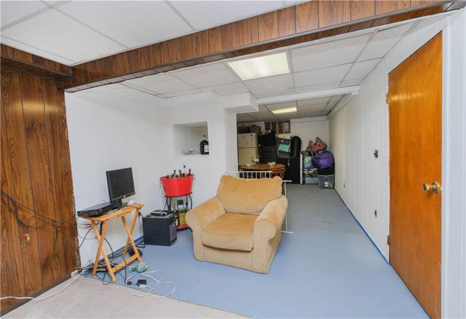 297 Burbank Avenue, Staten Island, New York 10306, 2 Bedrooms Bedrooms, ,2 BathroomsBathrooms,Residential,For Sale,Burbank,490210
