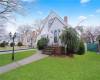 297 Burbank Avenue, Staten Island, New York 10306, 2 Bedrooms Bedrooms, ,2 BathroomsBathrooms,Residential,For Sale,Burbank,490210
