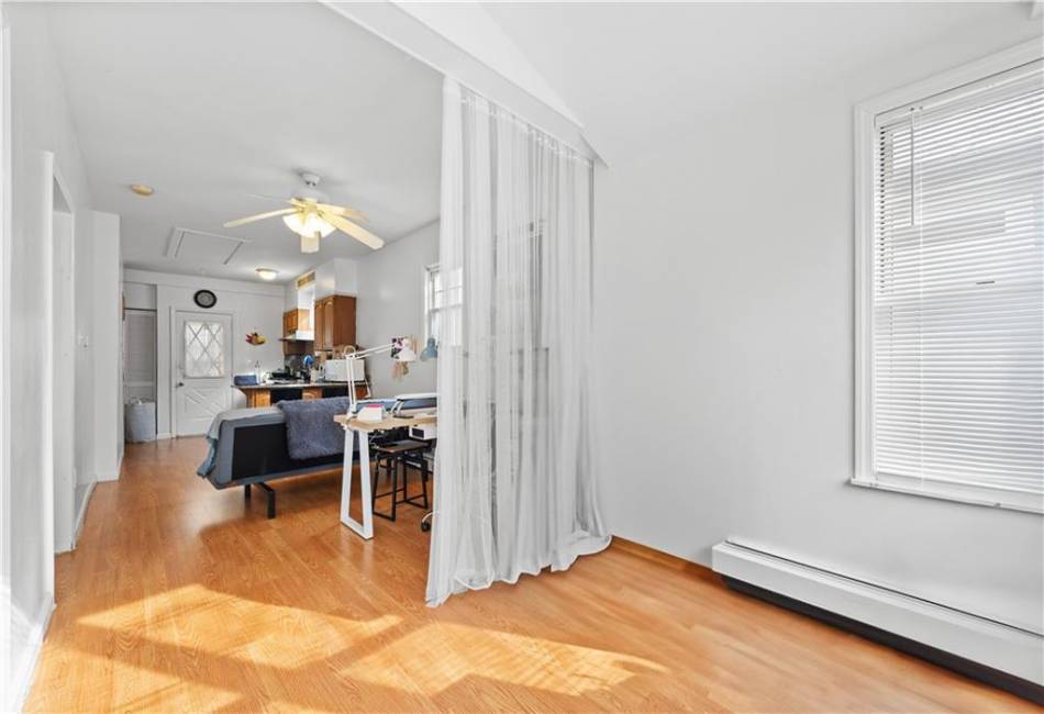 28 Bogardus Street, Brooklyn, New York 11235, 2 Bedrooms Bedrooms, ,1 BathroomBathrooms,Residential,For Sale,Bogardus,490194