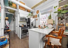 30 Bogardus Street, Brooklyn, New York 11235, 2 Bedrooms Bedrooms, ,1 BathroomBathrooms,Residential,For Sale,Bogardus,490206