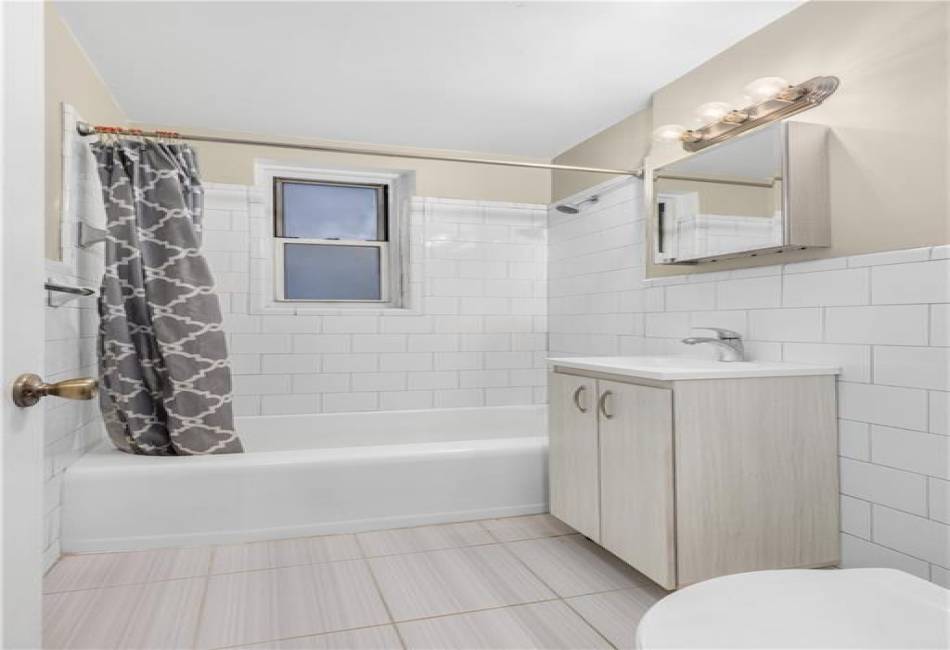 310 Beverley Road, Brooklyn, New York 11218, 1 Bedroom Bedrooms, ,1 BathroomBathrooms,Residential,For Sale,Beverley,490211