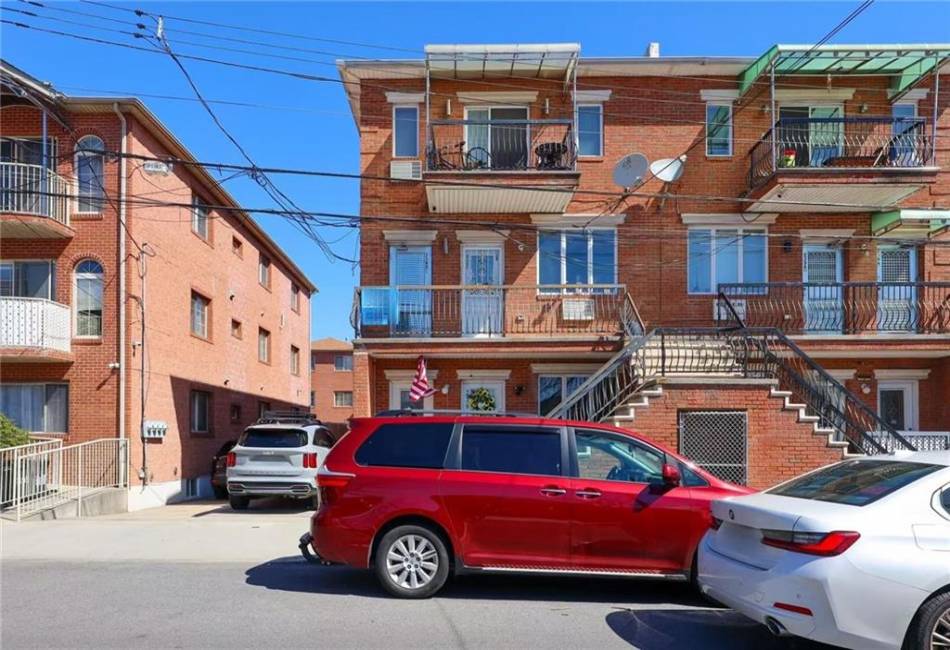 2397 Boynton Place, Brooklyn, New York 11223, 3 Bedrooms Bedrooms, ,2 BathroomsBathrooms,Residential,For Sale,Boynton,490228
