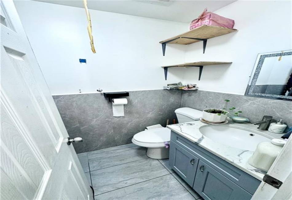 4818 5th Avenue, Brooklyn, New York 11220, ,Mixed Use,For Sale,5th,490244