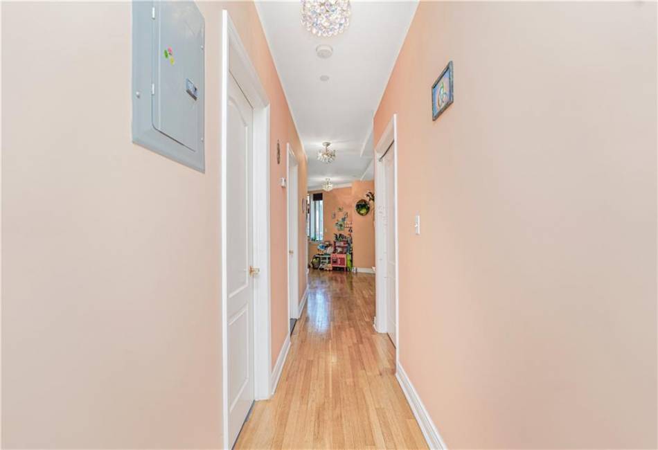 197 Bay 47th Street, Brooklyn, New York 11214, 2 Bedrooms Bedrooms, ,2 BathroomsBathrooms,Residential,For Sale,Bay 47th,490257