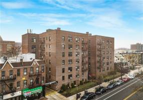 9040 Fort Hamilton Parkway, Brooklyn, New York 11209, 2 Bedrooms Bedrooms, ,1 BathroomBathrooms,Residential,For Sale,Fort Hamilton,490264