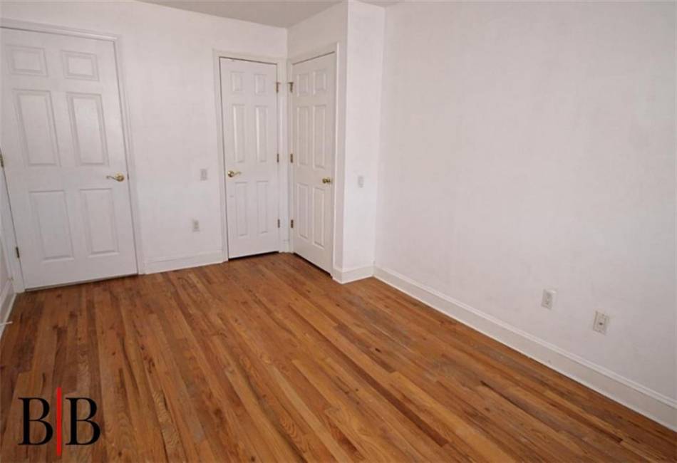 1039 East 86th Street, Brooklyn, New York 11236, 3 Bedrooms Bedrooms, ,3 BathroomsBathrooms,Residential,For Sale,East 86th,490238