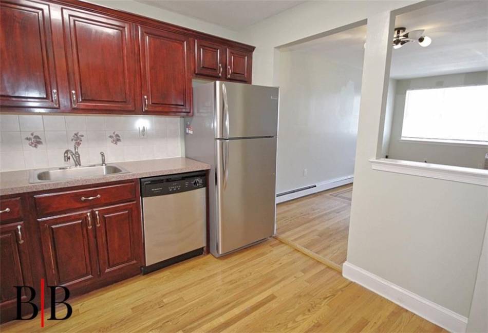 1039 East 86th Street, Brooklyn, New York 11236, 3 Bedrooms Bedrooms, ,3 BathroomsBathrooms,Residential,For Sale,East 86th,490238