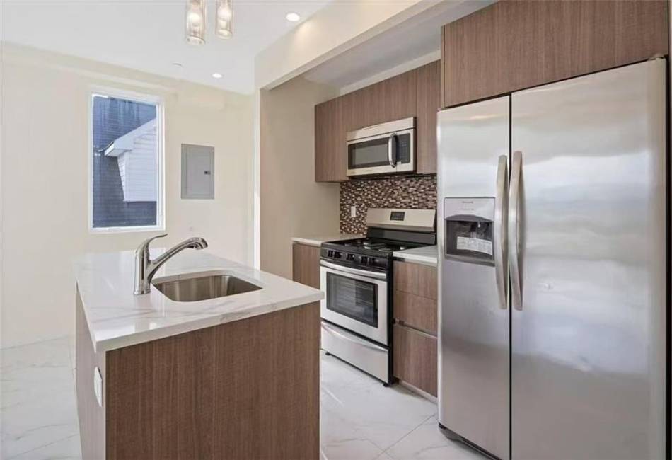 8794 17th Avenue, Brooklyn, New York 11214, 2 Bedrooms Bedrooms, ,2 BathroomsBathrooms,Residential,For Sale,17th,490283