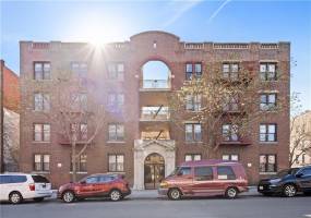 4313 9th Avenue, Brooklyn, New York 11232, 2 Bedrooms Bedrooms, ,1 BathroomBathrooms,Residential,For Sale,9th,490286