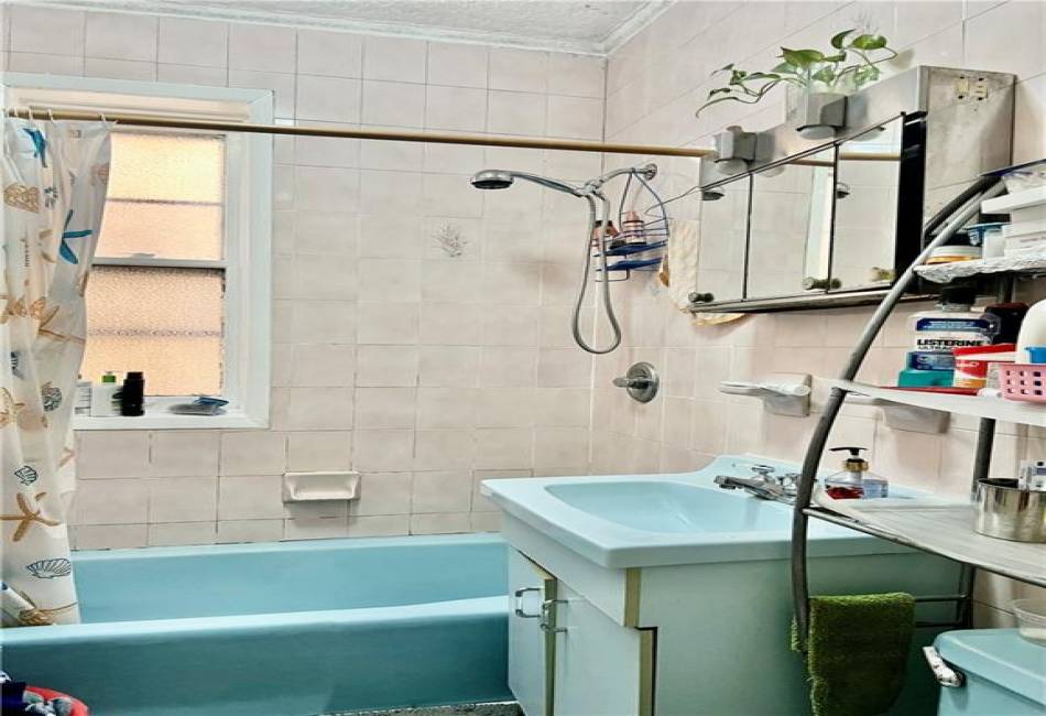 4313 9th Avenue, Brooklyn, New York 11232, 2 Bedrooms Bedrooms, ,1 BathroomBathrooms,Residential,For Sale,9th,490286