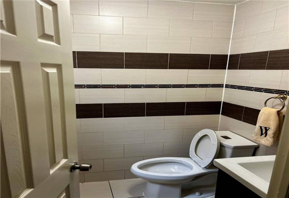 1671 52nd Street, Brooklyn, New York 11234, 3 Bedrooms Bedrooms, ,1.75 BathroomsBathrooms,Residential,For Sale,52nd,490287