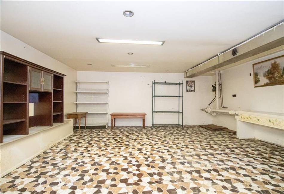 1260 100th Street, Brooklyn, New York 11236, 3 Bedrooms Bedrooms, ,2 BathroomsBathrooms,Residential,For Sale,100th,490288