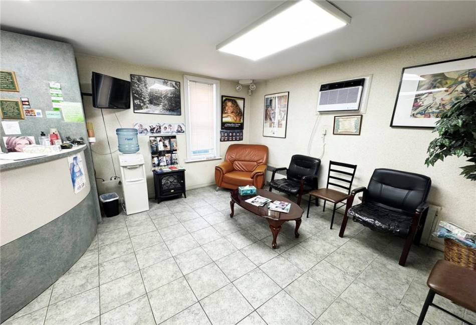 2316 Avenue U, Brooklyn, New York 11229, ,Rental,For Sale,Avenue U,490289