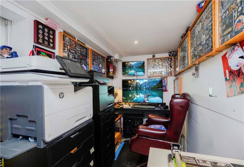 651 Rathbun Avenue, Staten Island, New York 10312, 3 Bedrooms Bedrooms, ,3 BathroomsBathrooms,Residential,For Sale,Rathbun,490290