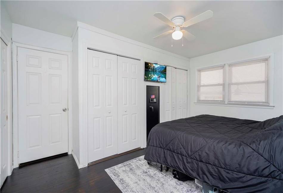 651 Rathbun Avenue, Staten Island, New York 10312, 3 Bedrooms Bedrooms, ,3 BathroomsBathrooms,Residential,For Sale,Rathbun,490290