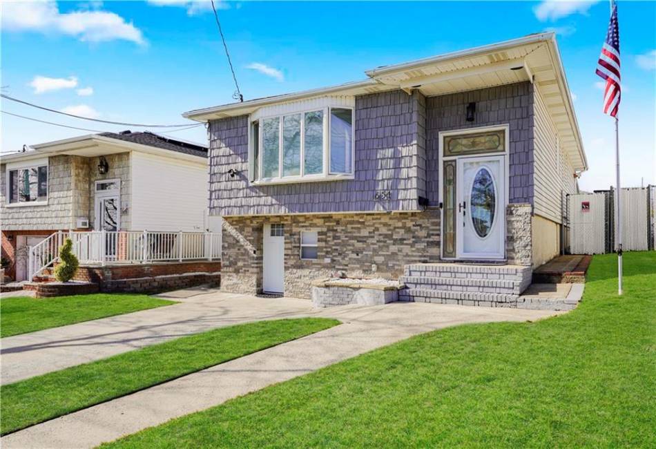 651 Rathbun Avenue, Staten Island, New York 10312, 3 Bedrooms Bedrooms, ,3 BathroomsBathrooms,Residential,For Sale,Rathbun,490290