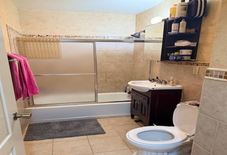 983 12th Street, Brooklyn, New York 11230, 3 Bedrooms Bedrooms, ,3 BathroomsBathrooms,Residential,For Sale,12th,490292