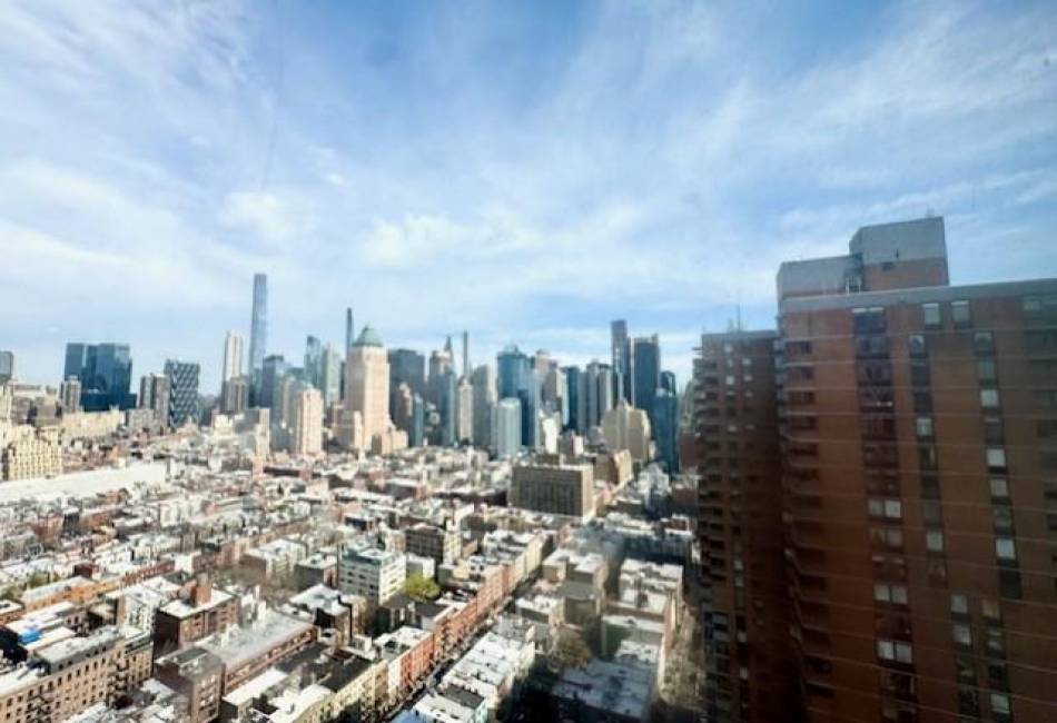 500 43rd Street, Manhattan, New York 10036, 1 Bedroom Bedrooms, ,1 BathroomBathrooms,Residential,For Sale,43rd,490299