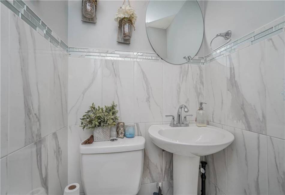 341 Hillman Avenue, Staten Island, New York 10314, 3 Bedrooms Bedrooms, ,2 BathroomsBathrooms,Residential,For Sale,Hillman,490308