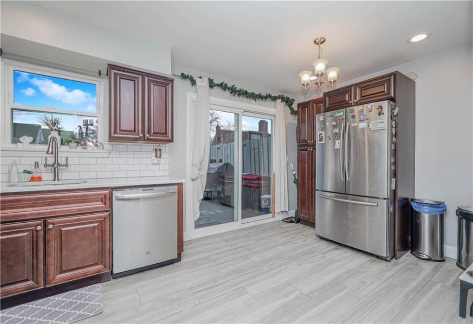 341 Hillman Avenue, Staten Island, New York 10314, 3 Bedrooms Bedrooms, ,2 BathroomsBathrooms,Residential,For Sale,Hillman,490308