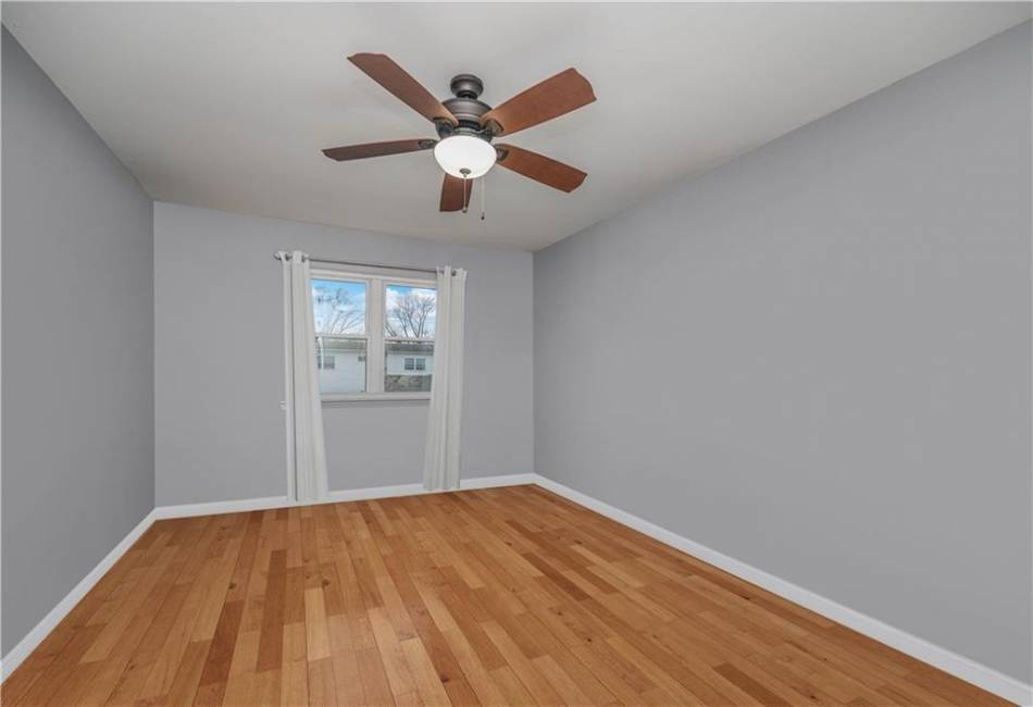 341 Hillman Avenue, Staten Island, New York 10314, 3 Bedrooms Bedrooms, ,2 BathroomsBathrooms,Residential,For Sale,Hillman,490308
