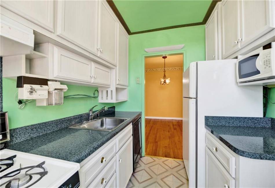 2260 Burnett Street, Brooklyn, New York 11229, 3 Bedrooms Bedrooms, ,1 BathroomBathrooms,Residential,For Sale,Burnett,490199