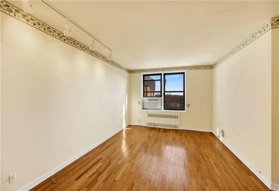 2260 Burnett Street, Brooklyn, New York 11229, 3 Bedrooms Bedrooms, ,1 BathroomBathrooms,Residential,For Sale,Burnett,490199