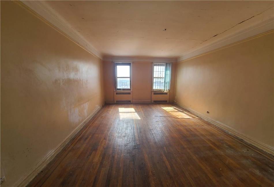 40 Tehama Street, Brooklyn, New York 11218, 2 Bedrooms Bedrooms, ,1 BathroomBathrooms,Residential,For Sale,Tehama,490309