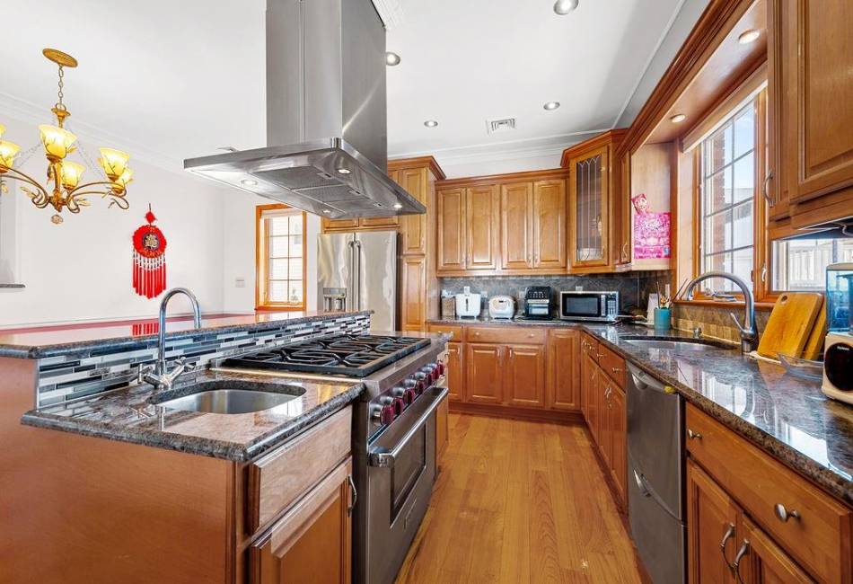 5125 Amboy Road, Staten Island, New York 10312, ,Residential,For Sale,Amboy,490313
