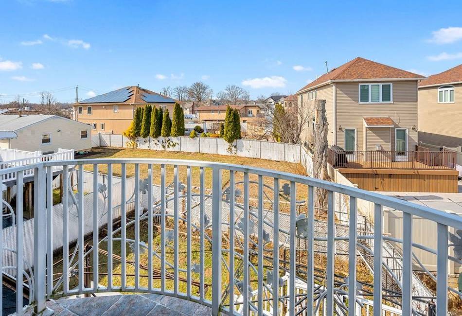 5125 Amboy Road, Staten Island, New York 10312, ,Residential,For Sale,Amboy,490313