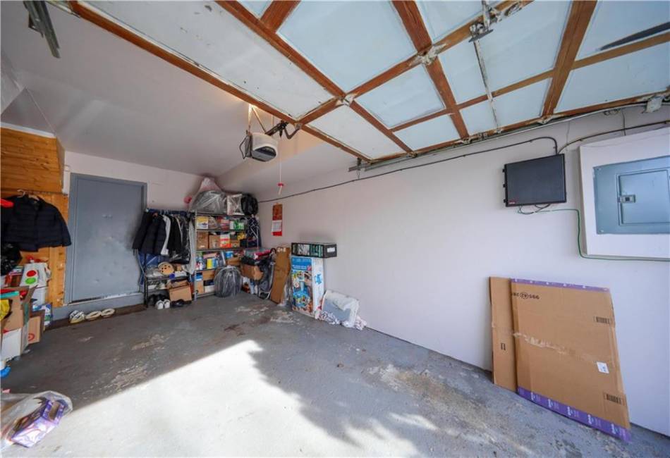 285 Bartlett Avenue, Staten Island, New York 10312, 2 Bedrooms Bedrooms, ,2 BathroomsBathrooms,Residential,For Sale,Bartlett,490314