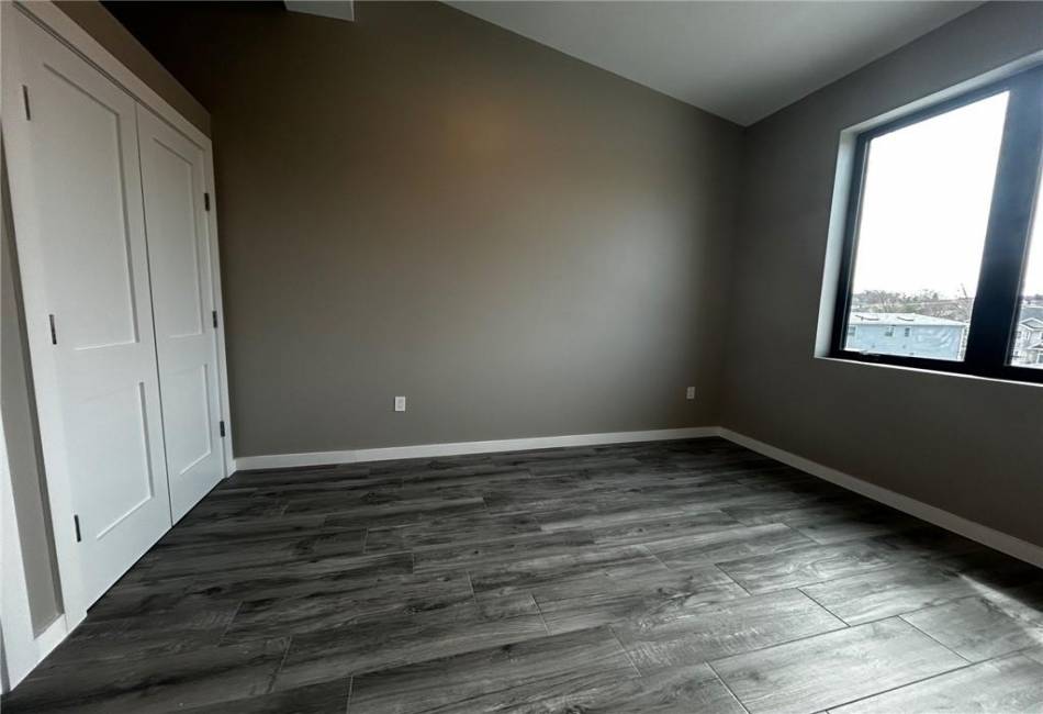 1230 Bay Street, New York, New York 10305, ,Mixed Use,For Sale,Bay,490317