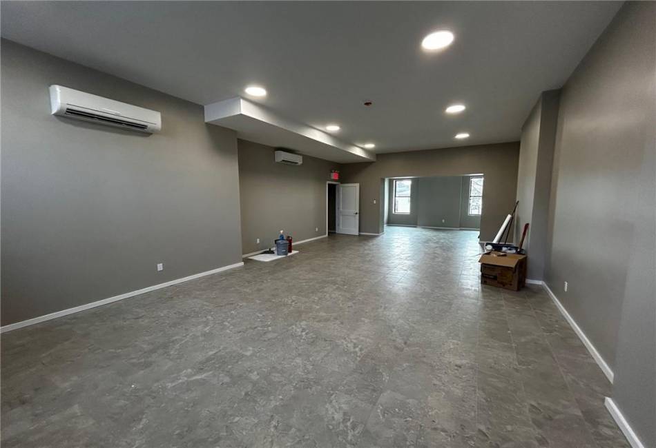 1230 Bay Street, New York, New York 10305, ,Mixed Use,For Sale,Bay,490317
