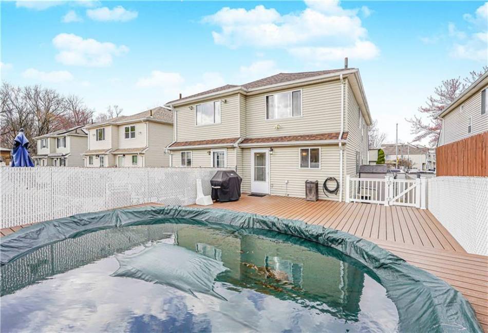 276 Lander Avenue, Staten Island, New York 10314, 3 Bedrooms Bedrooms, ,3 BathroomsBathrooms,Residential,For Sale,Lander,490328