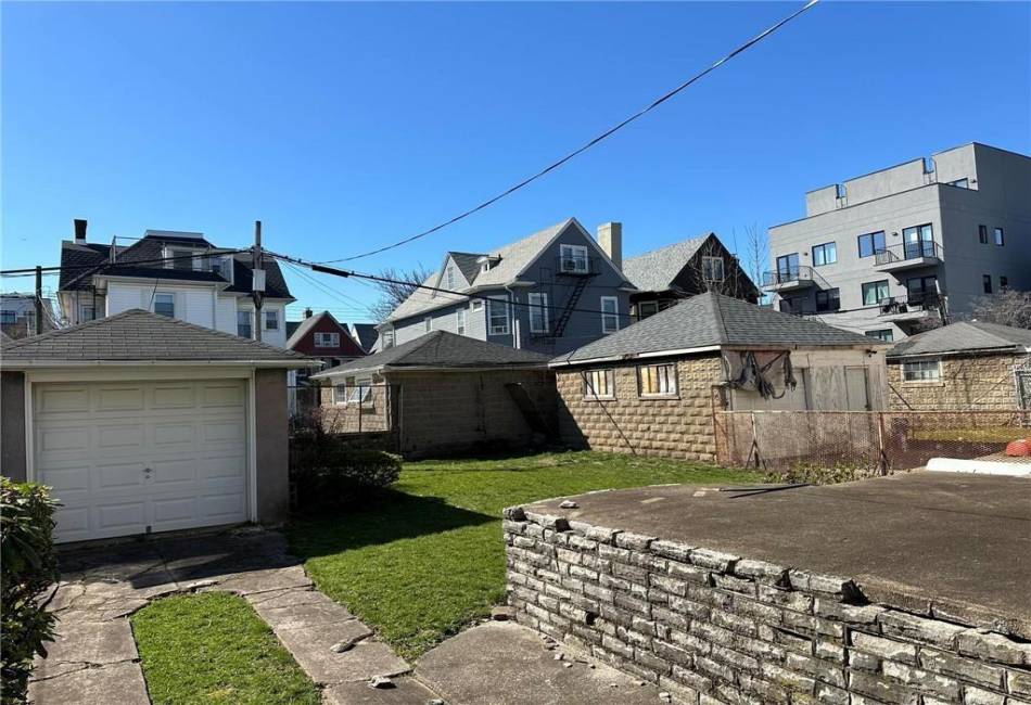 774 35th Street, Brooklyn, New York 11210, ,Residential,For Sale,35th,490334