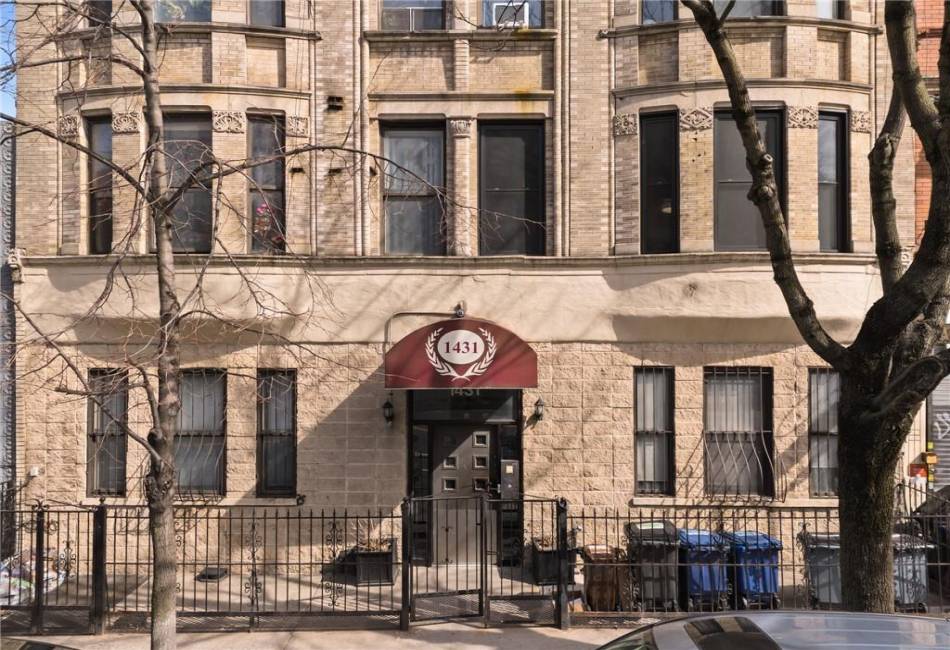 1431 Bedford Avenue, Brooklyn, New York 11216, ,1 BathroomBathrooms,Residential,For Sale,Bedford,490318